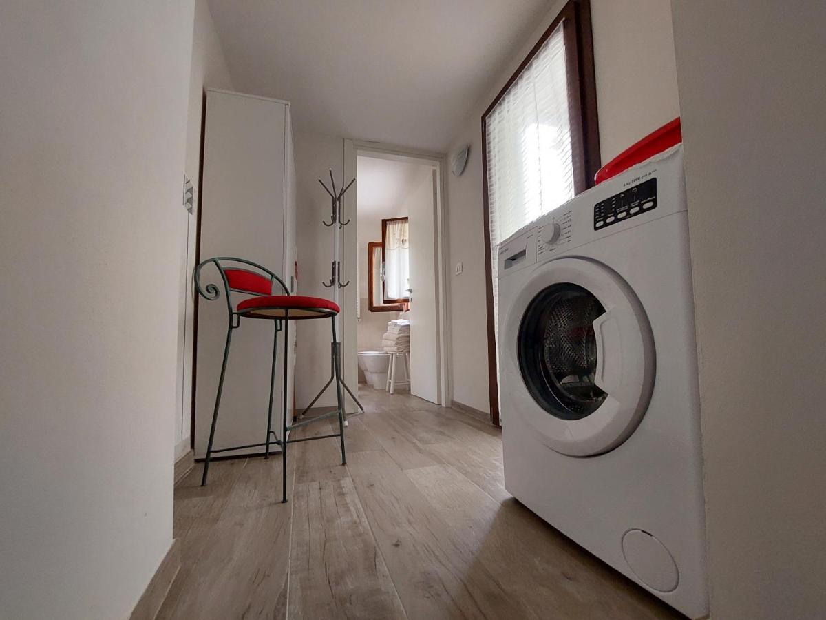 Casa Per La Costa Apartment กอลเลวัลเดลซา ภายนอก รูปภาพ